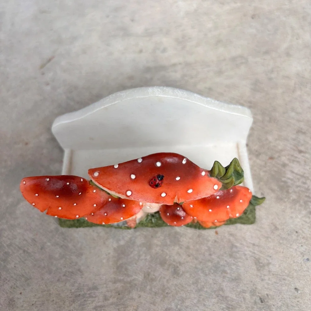 N/A handpainted resin